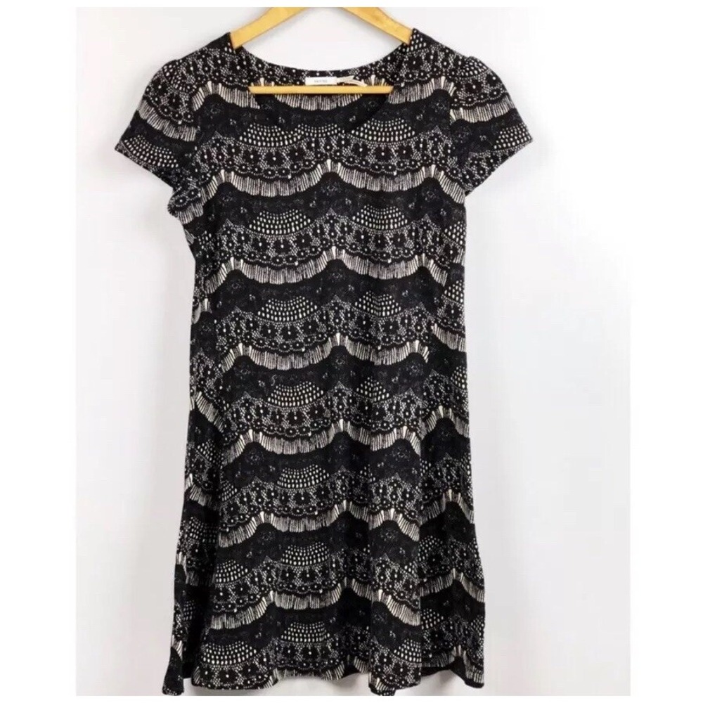 Urban Outfitters Small Kimchi Blue‎ Black Ivory Sheath Dress Stretch